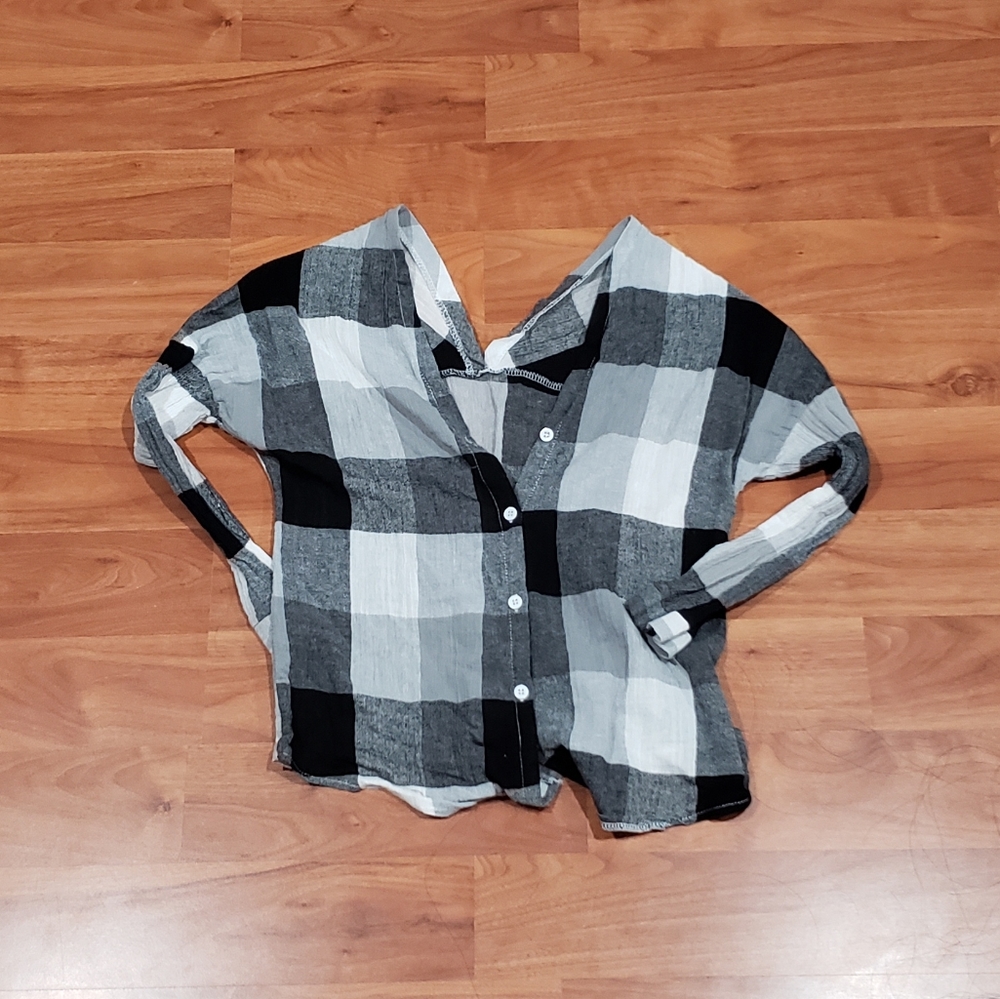 Plaid V Neck Button Up Long Sleeve Top